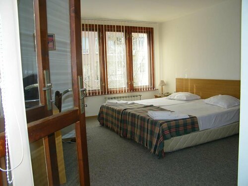 Family Hotel Saint Iliya, Забронировать Отель Бургас Burgas Coast, рядом с Летний театр