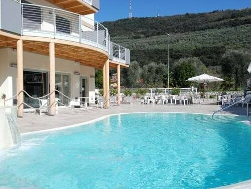 Hotel Garnì Rita, Забронировать Отель Отели Тренто с парковкой, Парковка
