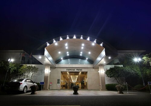 Admiral Hotel, Забронировать Отель Отели Кодже с завтраком, Завтраки