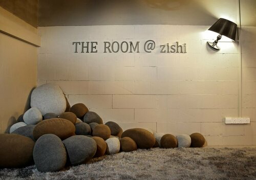 THE ROOM @ zishi, Забронировать Хостел Хостелы Келантана, Хостел