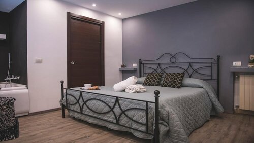B&B Panoramic, Rezervați Bed and Breakfast Hoteluri în Enna cu piscină, Piscină
