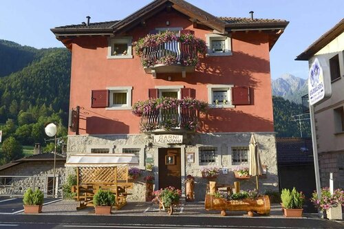 Garni La Genziana, Reserva ahora Hotel Pontagna Italia
