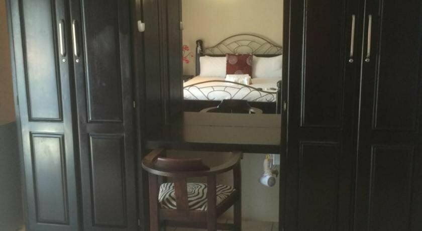 Bri-Shel Manor B&B