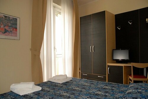 Hotel Arno, Забронировать Отель Отели Мирамаре 3 звезды, 3*