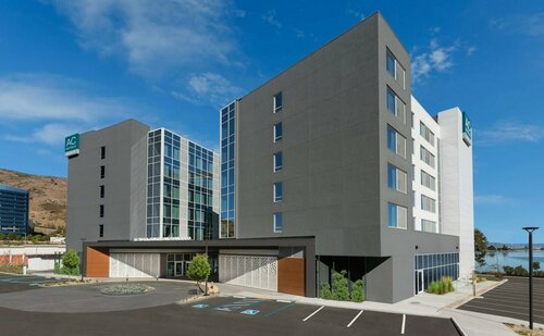 AC Hotel by Marriott San Francisco Airport/Oyster Point Waterfront, Забронировать Отель Отели Южного Сан-Франциско 4 звезды, рядом с Институт хлебопекарной промышленности Сан-Франциско, 4*
