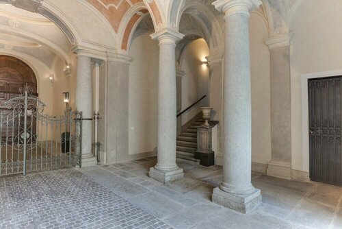 Palazzo del Carretto, Забронировать Апартаменты/квартира Отели Турина с парковкой, рядом с Моле Антонеллиана, Парковка