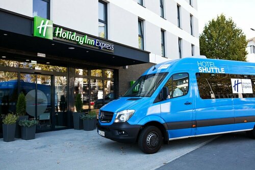 Holiday Inn Express Frankfurt Airport-Raunheim by IHG, Varaa Hotelli Raunheim Hessen
