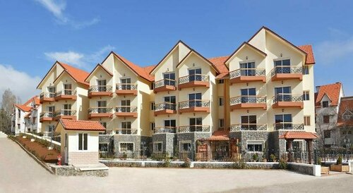 Résidence Ifrane Palace, Rezervați Hotel Azrou Ifrane, aproape de Lion Stone
