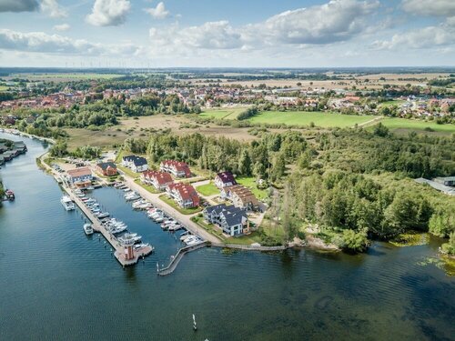Plau Lagoons, Забронировать Апартаменты/квартира Отели Мекленбург-Померания с парковкой, Парковка