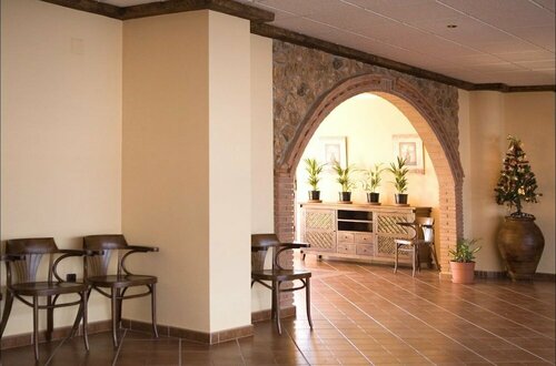 Hotel-Restaurante Cerrillo San Marcos, Buchen Sie Hotel Diezma Andalusien