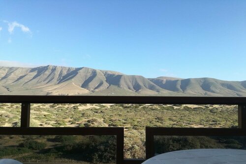 Surfhouse Hostel Famara, Забронировать Хостел Калета-де-Фамара Канарские острова