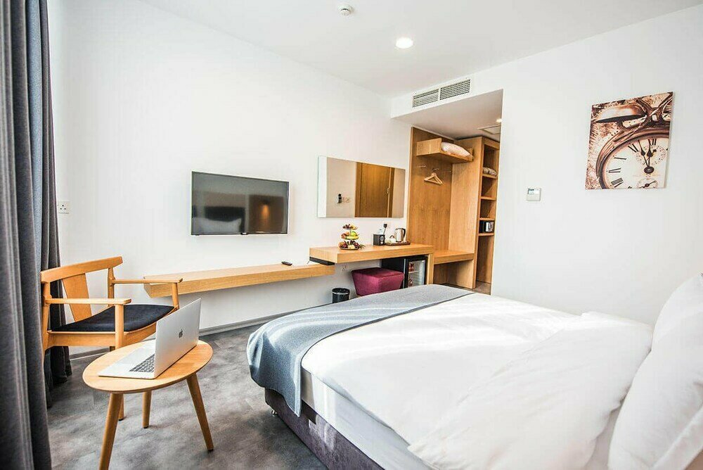 Ingate Suite Hotel