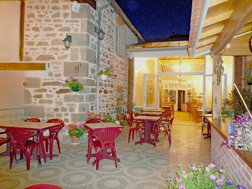 Au Relais du Parc de Millevaches, Rezerwuj Hotel Felletin 