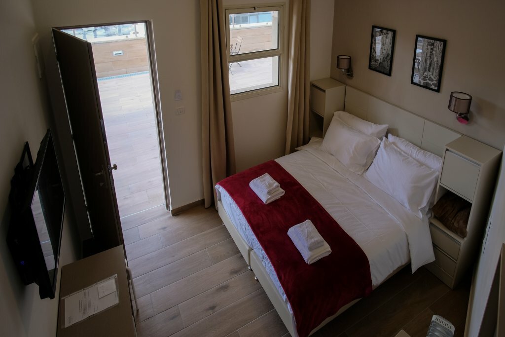 Queen hotel