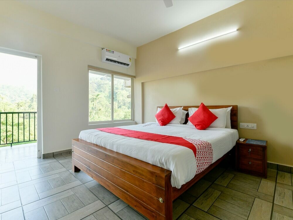 Taaza Holiday Hills
