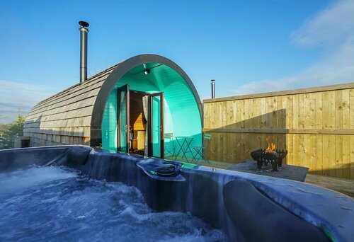 Cheshire Glamping Pods, 予約 キャンプ場 Frodsham Cheshire