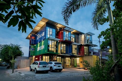 RedDoorz near Taman Rejomulyo, Đặt Khách sạn Khách sạn tại Semarang có Bãi đậu xe, gần Ciputra Mall Semarang, Bãi đậu xe