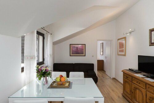 Guest House Kono, Забронировать Гостевой дом Дубровник Регион Дубровника, рядом с Крепость Ловриенац