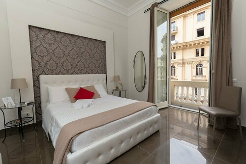 B&B Depretis19, Забронировать Отель Моло Беверелло Неаполь, рядом с Palazzo del Banco di Napoli