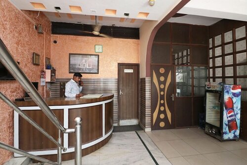 Oyo 29742 Hotel Seva & Restaurant, Забронировать Отель Ракабгандж Агра