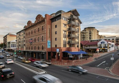 Central Brunswick Apartment Hotel, Забронировать Апартаменты/квартира Отели Брисбна с парковкой, рядом с Тиволи, Парковка