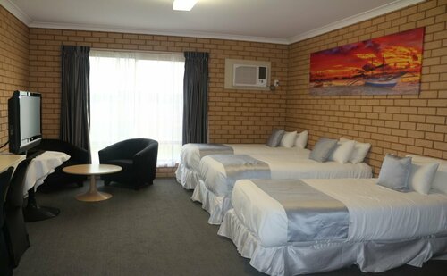 Carnarvon Motel, Забронировать Мотель Мотели Карнарвон, рядом с Gwoonwardu Mia, Мотель