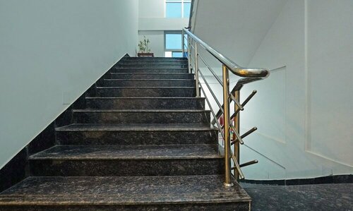 Treebo Lazystay Grand Patia, Rezerwuj Hotel Hotele w Bhubaneshwar z parkingiem, Parking