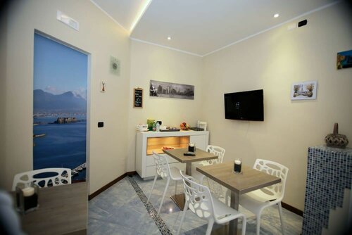 B&B Casa Vittoria, Book Bed and Breakfast Hoteller i Napoli med morgenmad, nær Ospedale Monaldi, Morgenmad