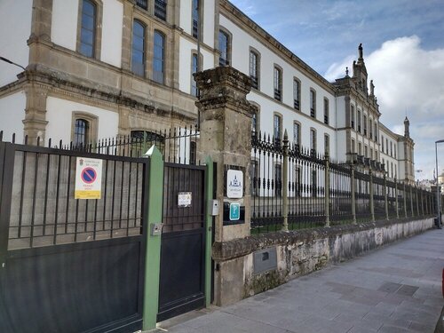 Hospedería San Froilan, Забронировать Гостевой дом Отели Луго с завтраком, рядом с Собор Луго, Завтраки