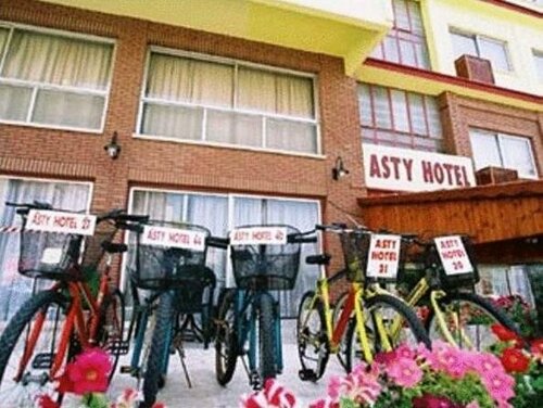 Asty Nicosia, Varaa Hotelli Nicosia Nikosia