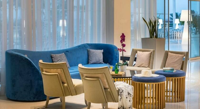 Constantinos The Great Beach Hotel