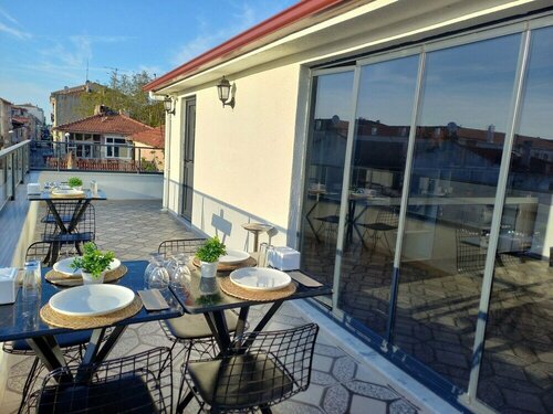 Grand Aura Hotel, Varaa Hotelli 3-tähden hotellit Edirne:ssä, 3*