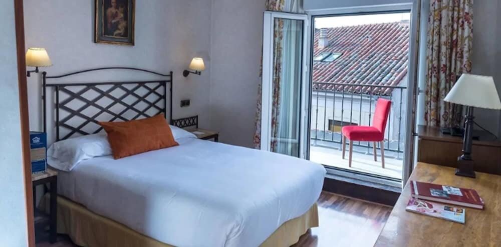 Hotel Valderrabanos