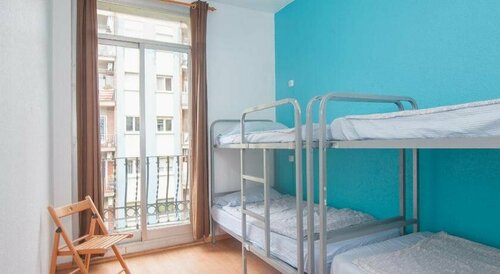 No Limit Hostel Sagrada Familia, Забронировать Хостел Барселона провинция Барселона, рядом с Фонд Антони Тапиеса