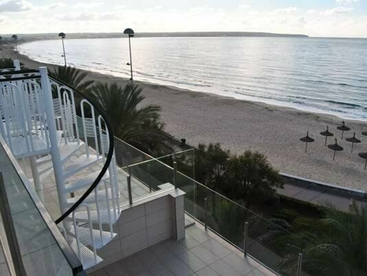 Apartamentos Delfín