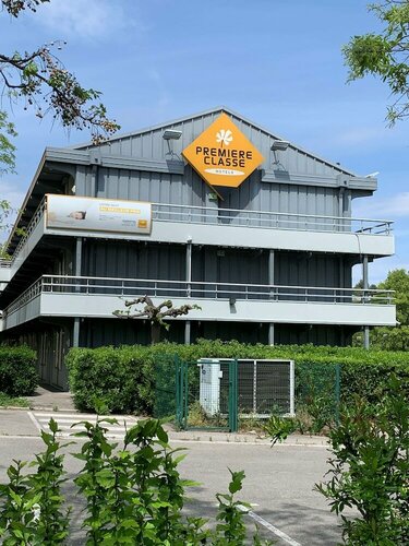 Premier Class Hotel, Забронировать Отель Марсель Буш-дю-Рон, рядом с Торговый центр Валантин