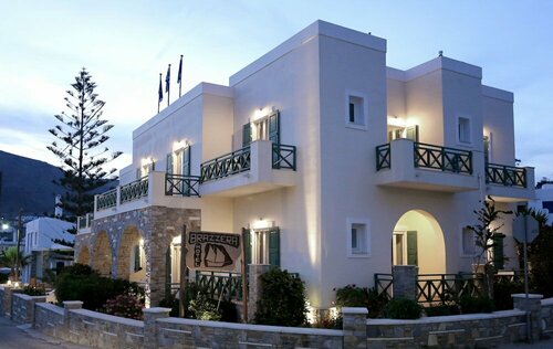 Brazzera Hotel, Rezervasyon Otel Finikas 