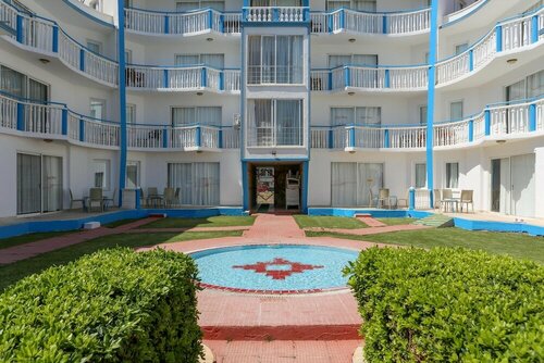 Sunset Village Apart Hotel, Reservar Hotel Hotéis em Didim com estacionamento, perto de Dolphin Square, Estacionamento