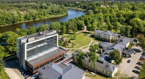 Спа-отель Europa Royale Druskininkai, Забронировать Курортный отель Отели Друскининкая с бассейном, рядом с Snow Arena Druskinikai Chairlift, Бассейн