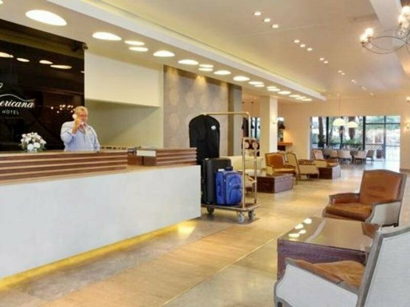 Americana Hotel