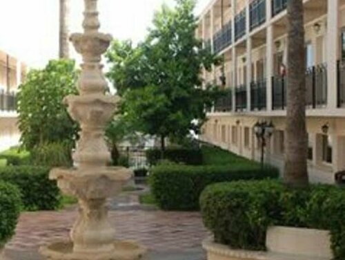 Hotel El Camino Inn & Suites, Rezervasyon Otel Reynosa Tamaulipas