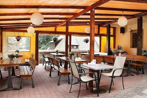 Hotel Przy Oślej Bramie - Zamek Książ, Rezerwuj Hotel Wałbrzych dolnośląskie