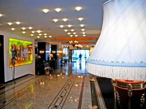 Hotel Prahova Plaza, Забронировать Отель Бизнес-отели Prahova Valley, 4* 5*