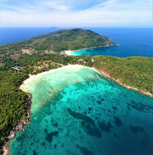 Racha Island Resort (Rayaburi), Забронировать Курортный отель Остров Рача Яй Пхукет