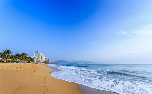 Golden Rain 2 Hotel Nha Trang Beach, Забронировать Отель Отели Нячанга с парковкой, рядом с Площадь 2/4, Парковка