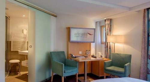 Aristella Swissflair Hotel & Apartements, Забронировать Отель Отели Церматт с завтраком, рядом с Гольф-клуб Matterhorn, Завтраки