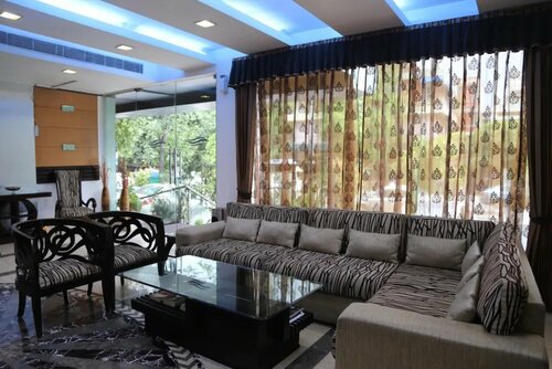 Hotel Southgate Delhi, Забронировать Отель Отели Нью-Дели 3 звезды, рядом с Конференц-зал Сири-форт, 3*