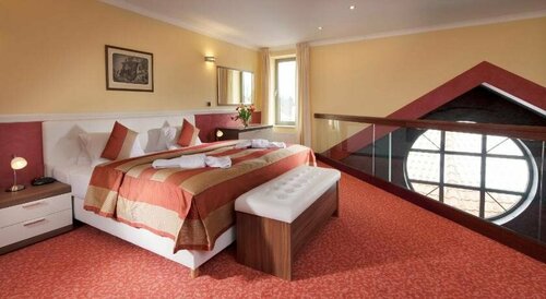 Spa Resort PAWLIK-AQUAFORUM, Забронировать Курортный отель Франтишковы-Лазне Рудные горы, рядом с Городской музей Франтишкови-Лазне
