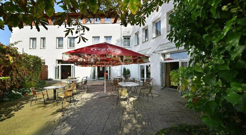 EA Hotel Populus