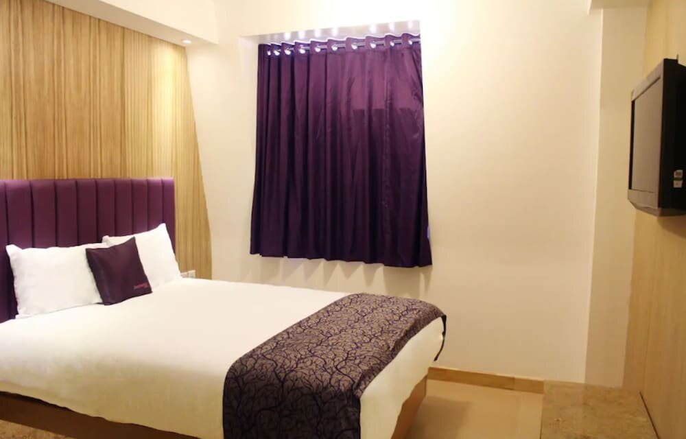 Eurotraveller Premier Hotel